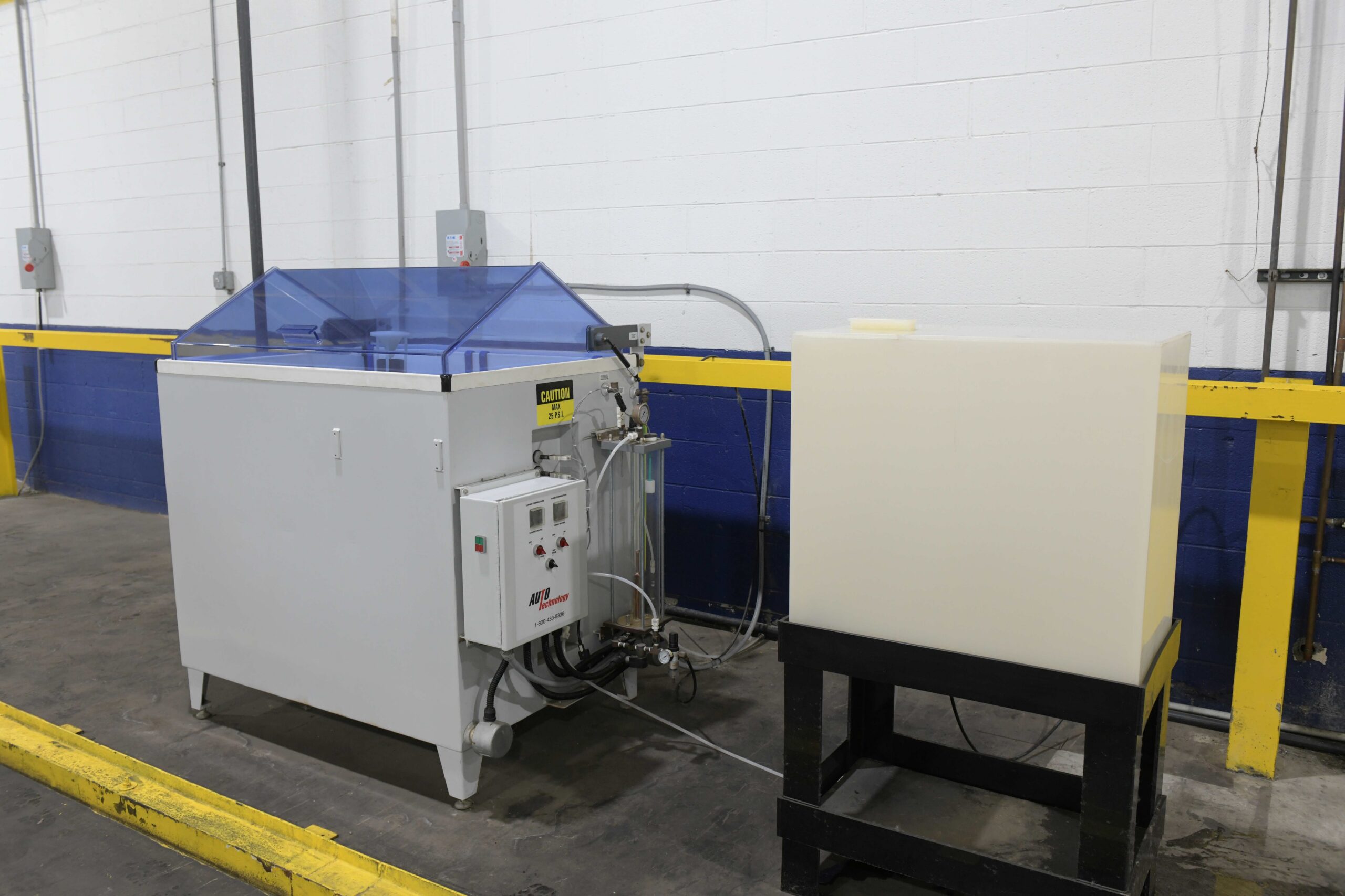 Salt spray testing cabinet at CMC